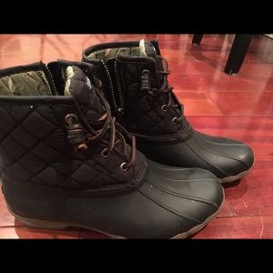 Sperry duck boots, size 6.5